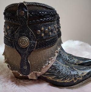 Corral Flipped Cowboy Boots